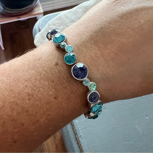 Sabika Like Stretch Bracelet - Picture 1 of 5